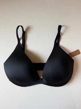 SKIMS Wireless Form Super Push-up Bra 32D NWT ONYX